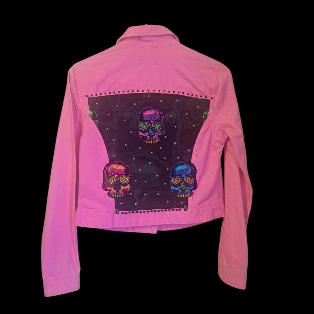 HOT PINK denim jacket in Girls/Jr Medium